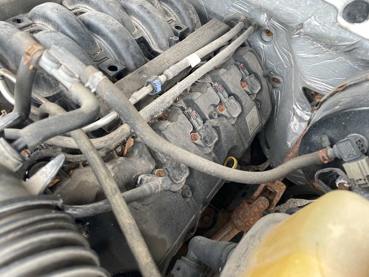 2014-ford-f150-xl-image-68
