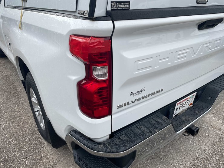 2020-chevrolet-1500-image-30