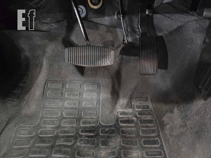 2019-ford-f750-image-11