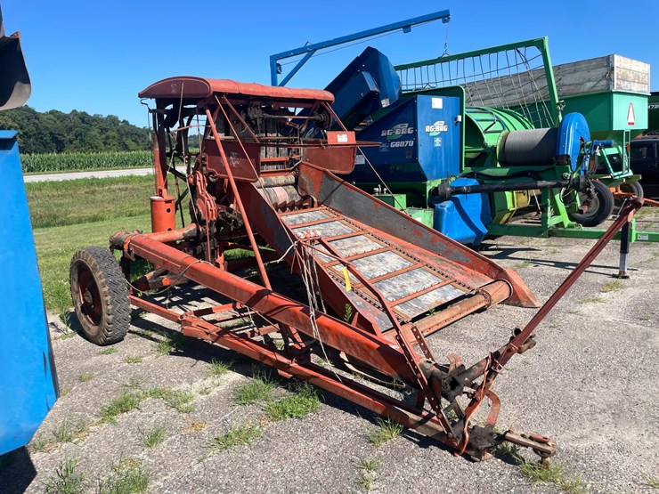 #1025-•-allis-chalmers-10-roto-baler-image-4