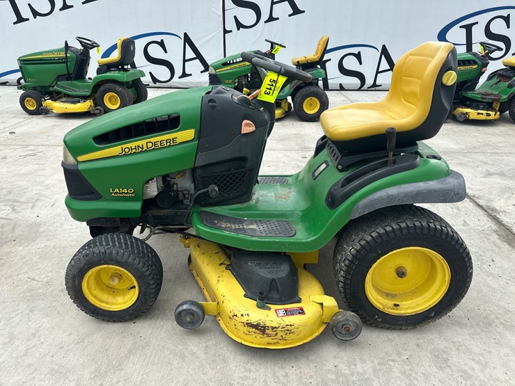 john-deere-la140-image-2