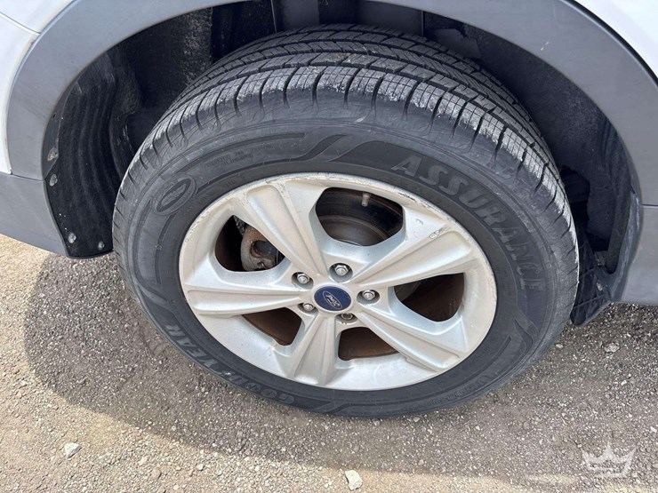 2014-ford-escape-image-27