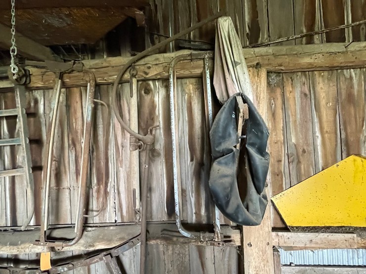 #2320-•-wall-section-of-vintage-farm-tools-image-8
