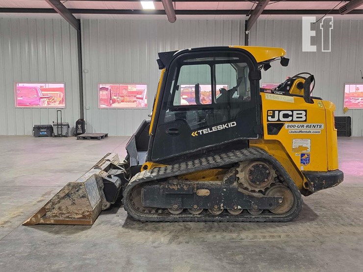 2020-jcb-3ts-8t-image-5