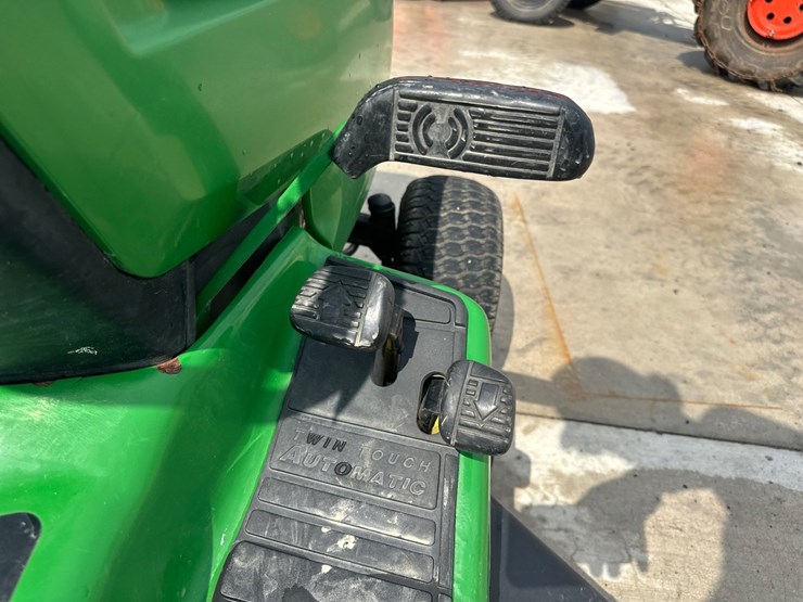 john-deere-lx277-aws-image-7