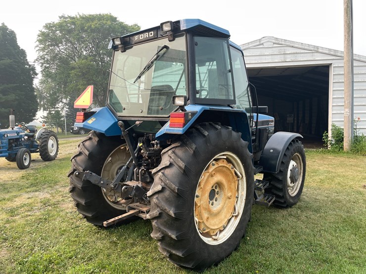 ford-7740-image-5