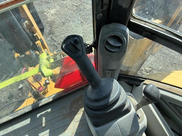 2008-caterpillar-430e-image-37