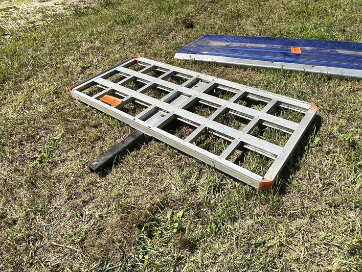 #3231-•-aluminum-tow-storage-rack-image-1