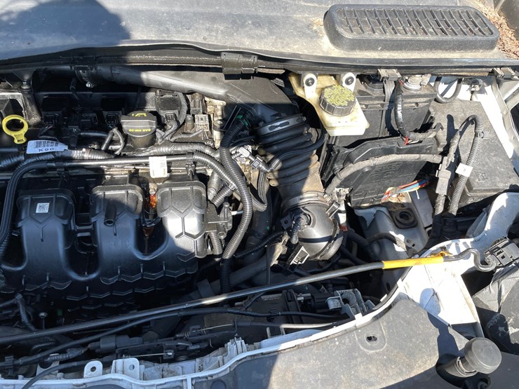 2014-ford-escape-titanium-image-50