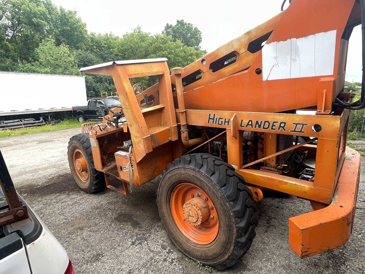 #1100-•-lull-highlander-ii-telehandler-image-7