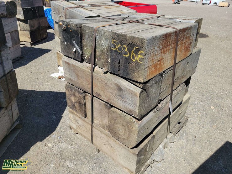 pallet-of-lumber-blocks-36"x12"x12-image-1
