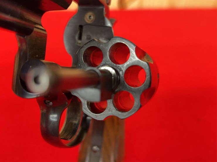 stoeger-llama-martial-.38-special-da-revolver-image-8