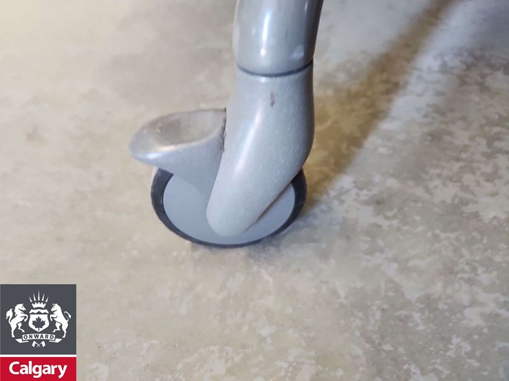 small-rolling-table-image-4