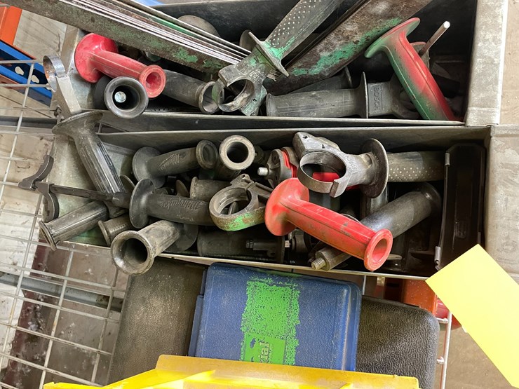 #4036-•-assorted-tool-accessories-image-3