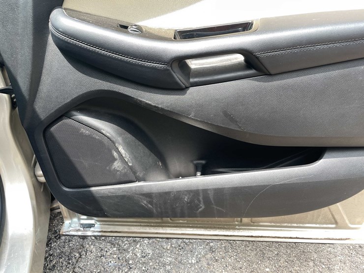 2018-ford-edge-sel-image-57