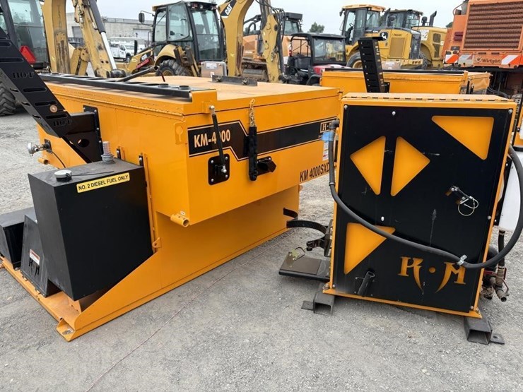 crafco-km-4000sxdx-hotbox-2-ton-w/tank-image-3