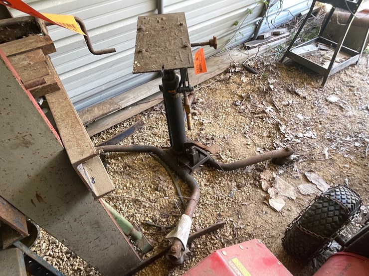 #3319-•-hydraulic-stand-on-wheels-image-3