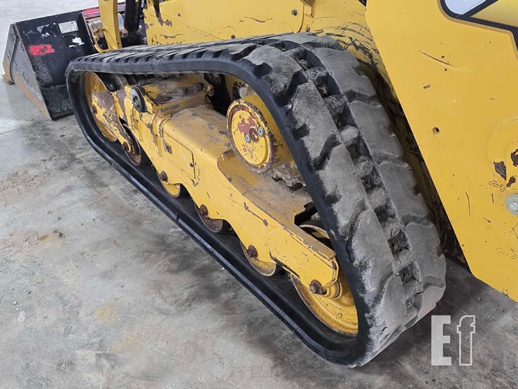 2022-caterpillar-259d3-image-32