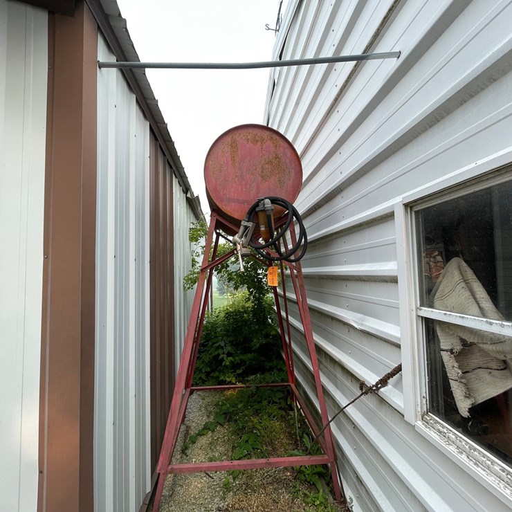 #2307 • Fuel Barrel on Stand