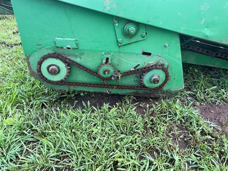 #1935-•-john-deere-(4)-row-corn-head-image-20