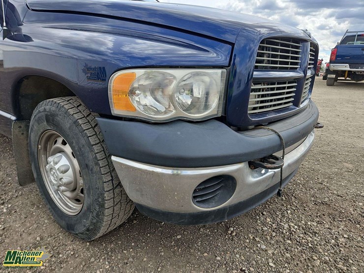 2004-dodge-ram-2500-image-37