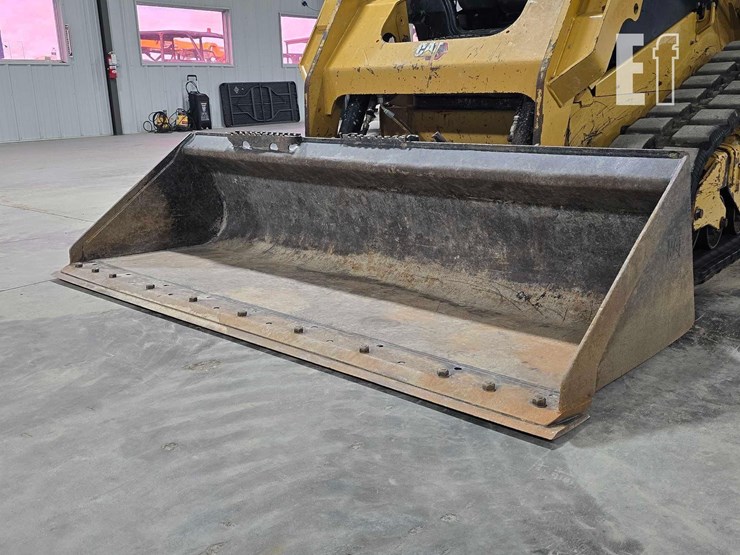 2021-caterpillar-259d3-image-9