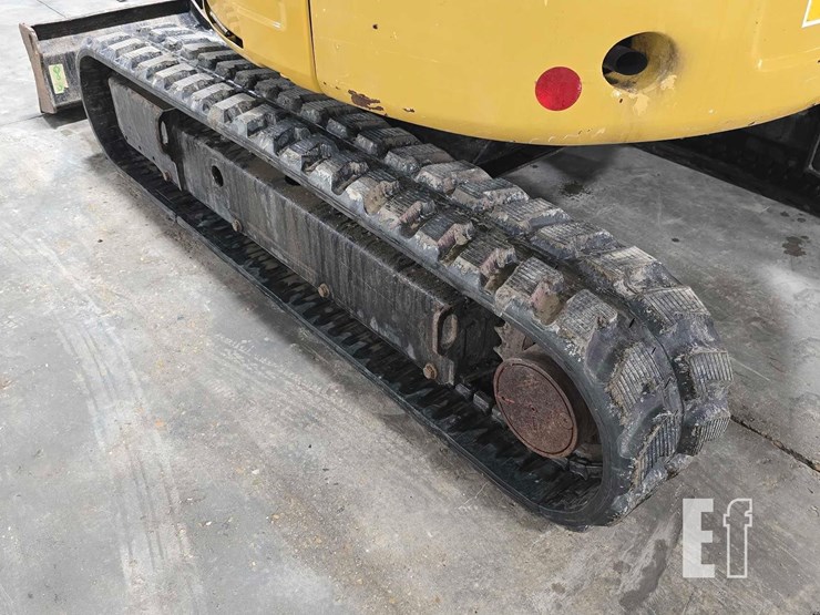 2019-caterpillar-303.5e2-cr-image-32