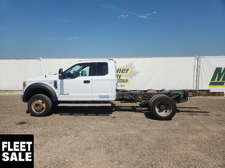 2022-ford-f550-image-6