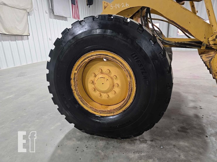 2003-caterpillar-12h-image-26