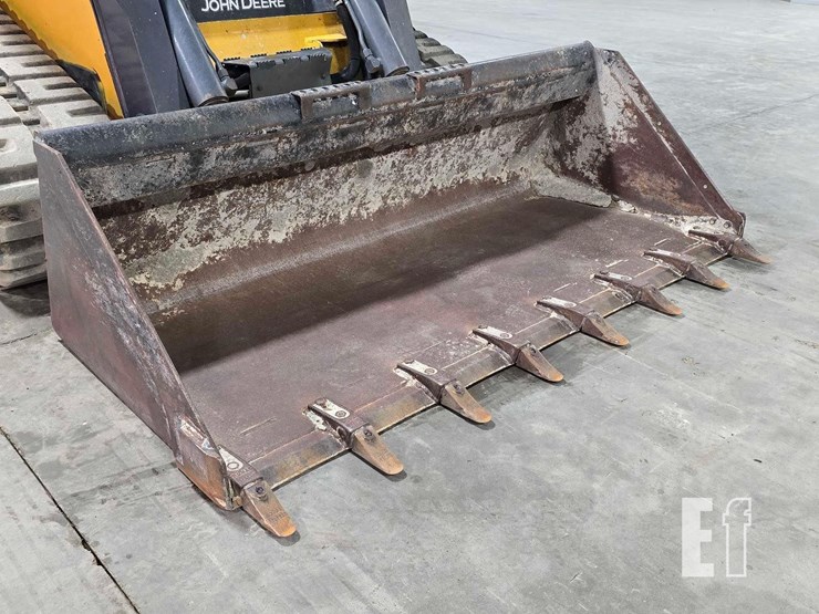 2012-deere-333d-image-10