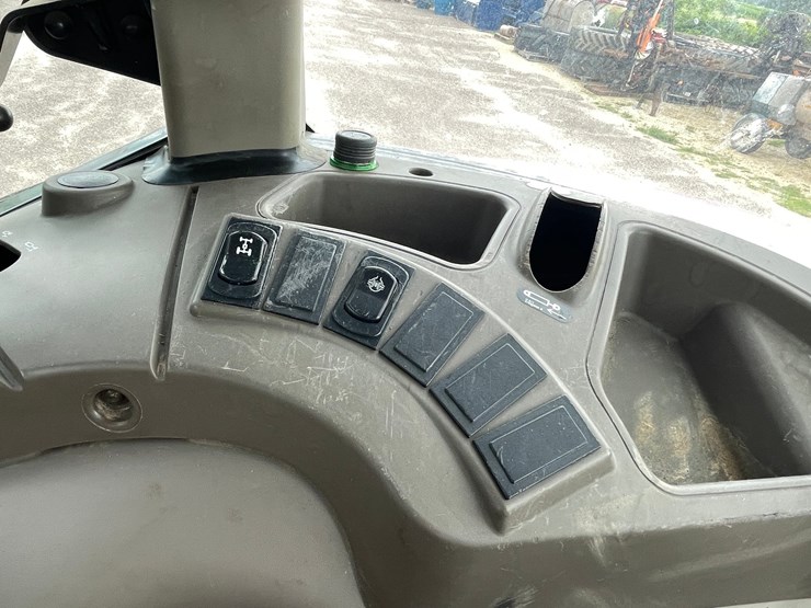 #999-•-case-ih-140a-tractor-with-cab-image-43