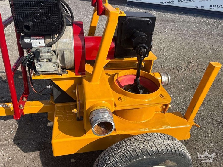 4in.-double-diaphragm-towable-trash-pump-image-11
