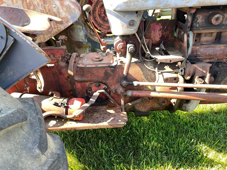 ford-850-image-11