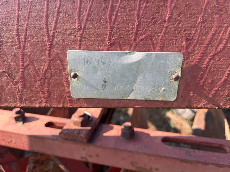 case-ih-370-image-13