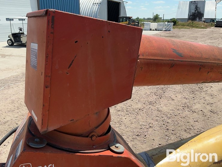 westfield-mk100-71-grain-auger-w/swing-hopper-image-18