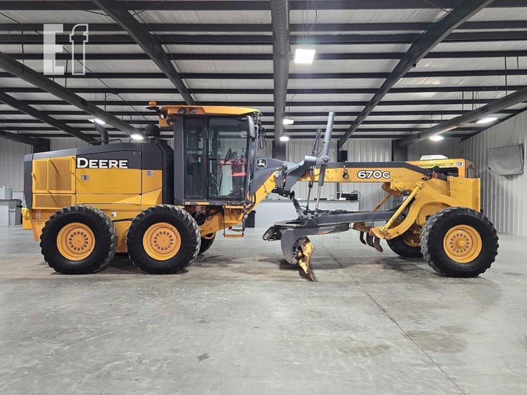 2016-deere-670g-image-6