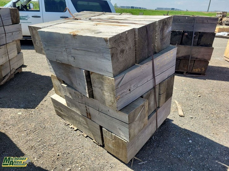 pallet-of-lumber-blocks-36"x12"x12-image-1