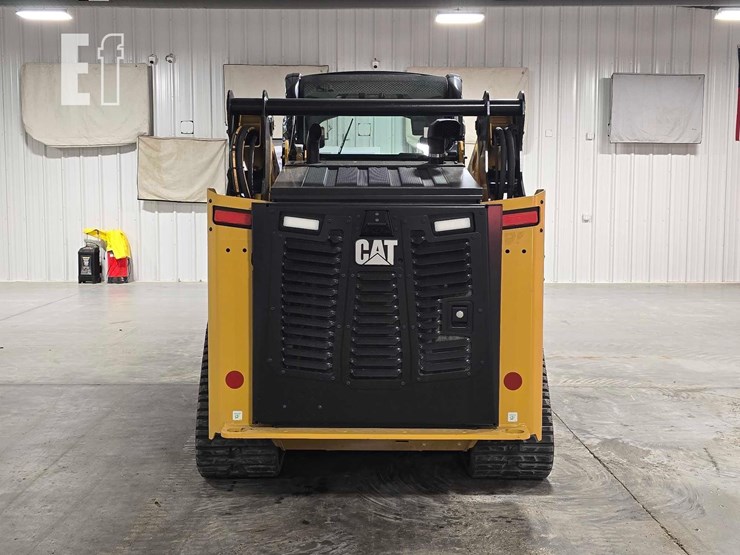 2025-caterpillar-255-image-8