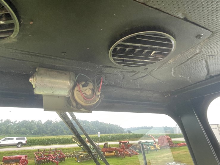 john-deere-4420-image-49