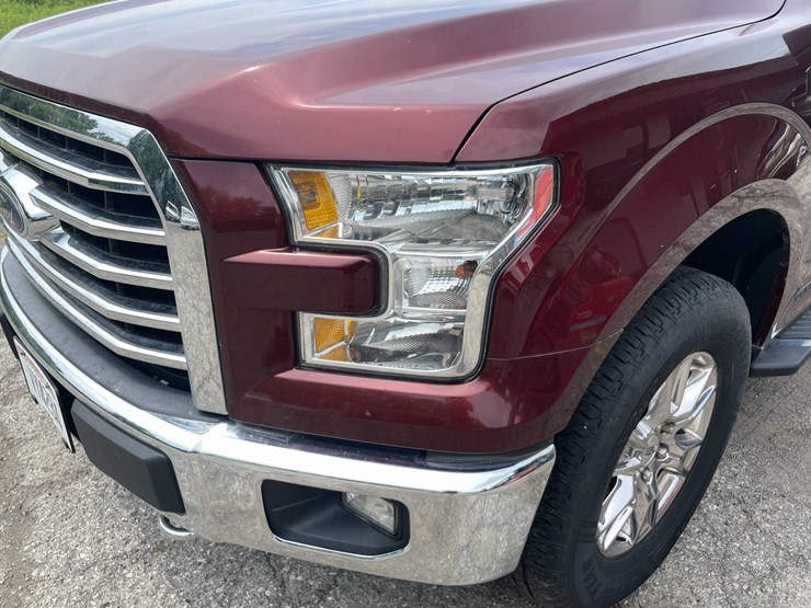 2016-ford-f150-xlt-image-10