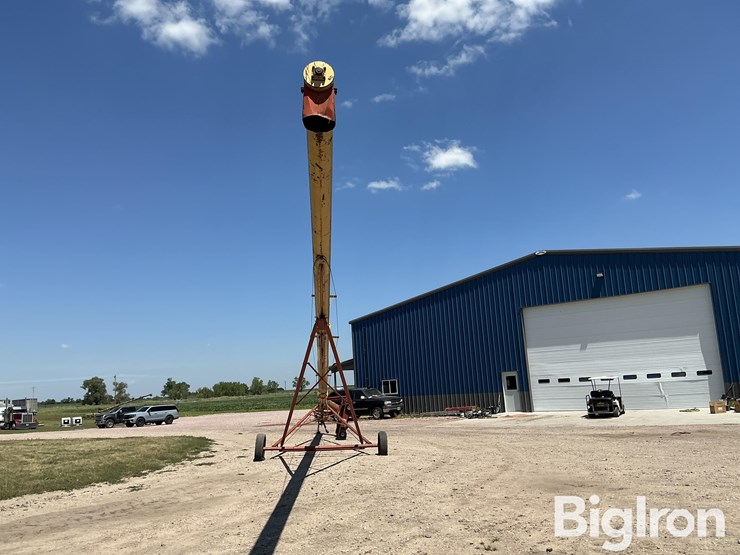 westfield-mk100-71-grain-auger-w/swing-hopper-image-6
