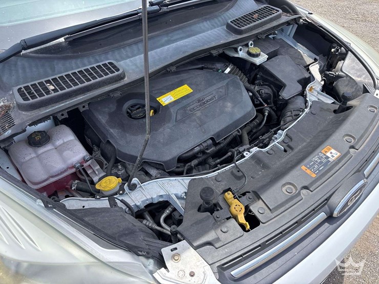 2016-ford-escape-image-8