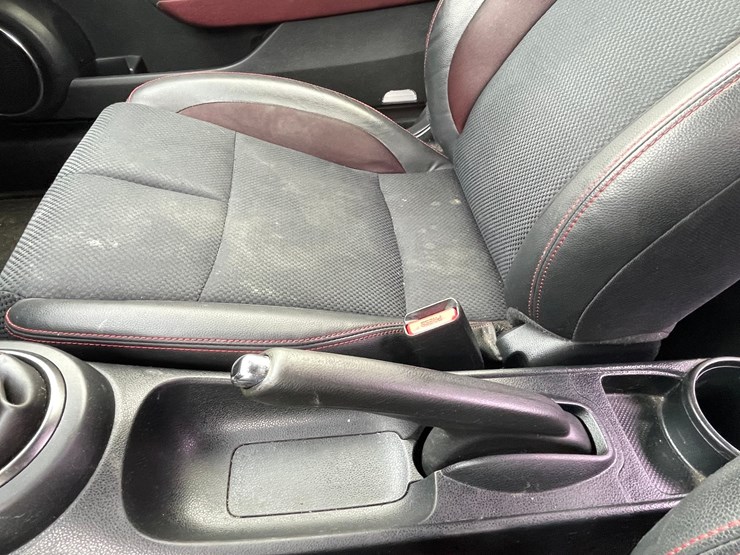 #1013-•-2013-honda-cr-z-hybrid-(no-title,-for-parts)-image-17