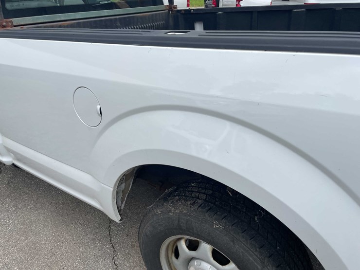 2016-ford-f150-image-36