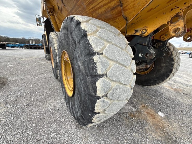 2007-komatsu-hm400-2-image-27