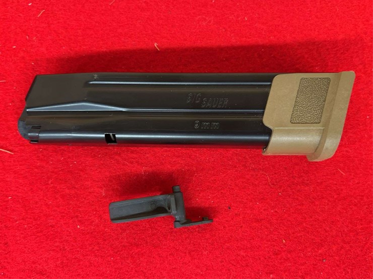 sig-sauer-p320-m17-9mm-semiauto-pistol-image-18