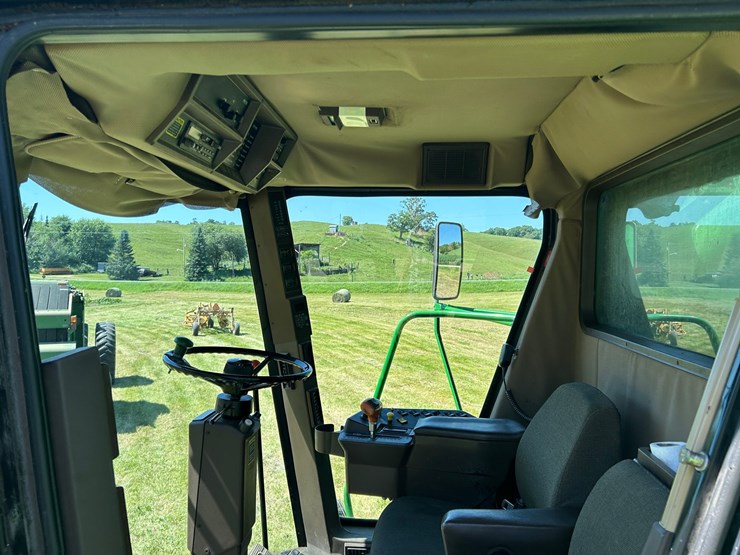 john-deere-9510-image-41