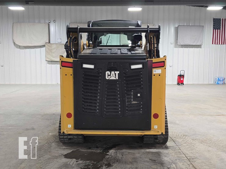 2025-caterpillar-255-image-8