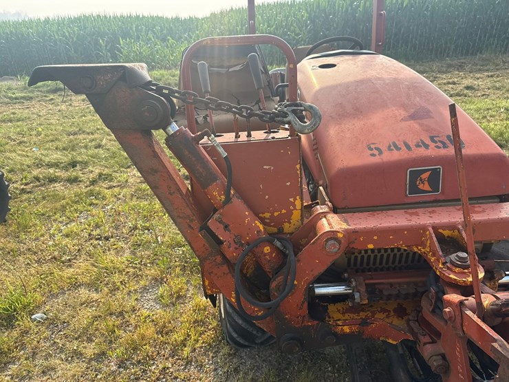 ditch-witch-rt40-image-22