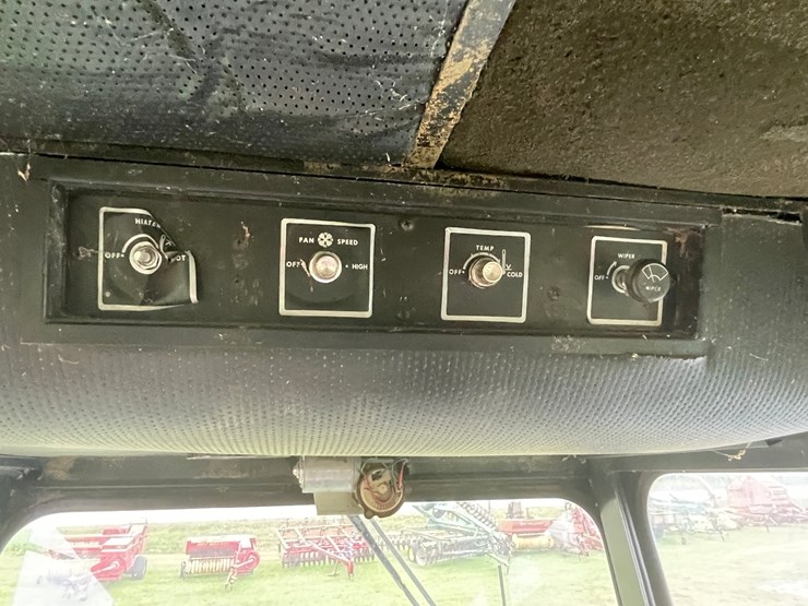 john-deere-4420-image-47